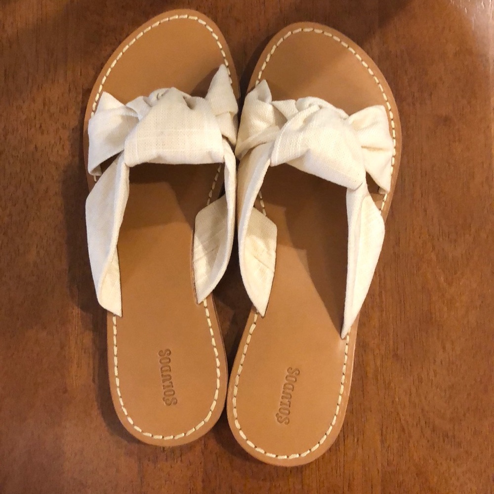 Women’s soludos size 9.5 slides
